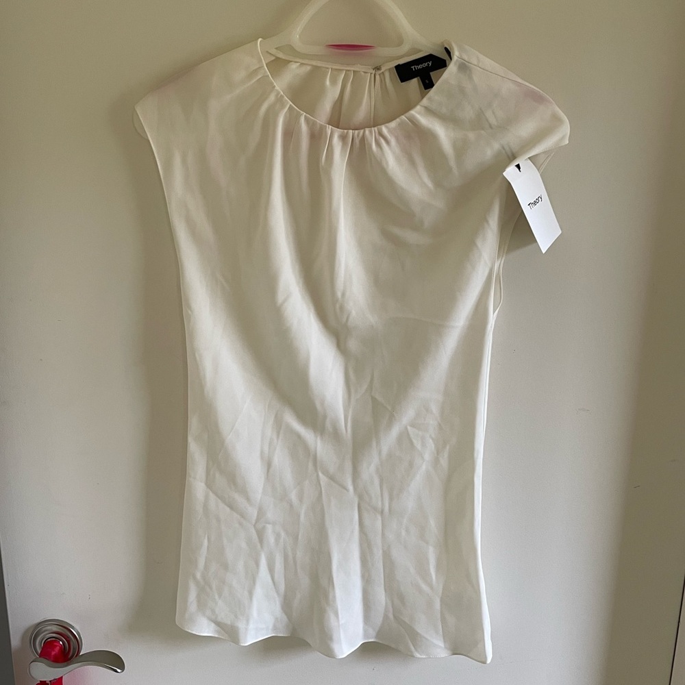 Theory cream sheer short sleeve blouse